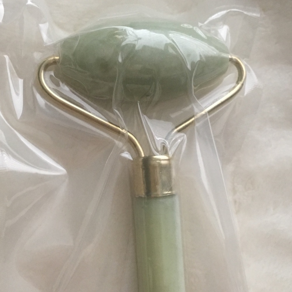 Luna Nectar Jade Roller + Klei Beauty Facial Steam